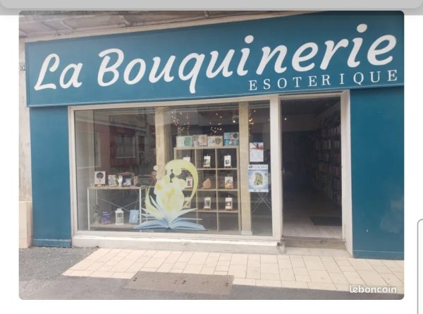 Fonds commerce Bouquinerie ésotérique Segré-en-Anjou Bleu Maine et Loire