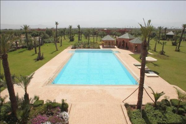 Vente Unique Field 3 hectares of gardens 2 villas Marrakech Maroc