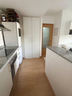 Appartement moderne avec terrasse, piscine et parking à 5 minutes de la plage