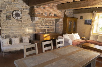 Location gîte pour 13 personnes bourgogne Brinay Nièvre