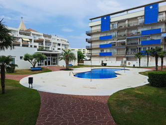Vente baie roses quartier canaux appartement dans residence piscine Rosas