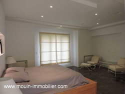 villa avec piscine S+5 à vendre à Yasmine Hammamet