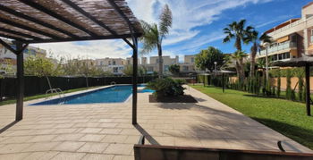 MAISON À SAN JUAN GOLF ALICANTE F6 URBANISATION PISCINE PARKING 2 VÉHICULES