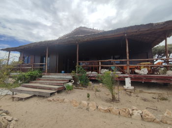 Vente propriété mer 17 837m2 2 maisons 2 Bungalows Ambo Madagascar