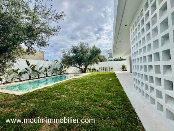 PISCINE ET JARDIN