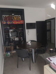 bureau 1