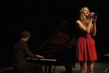 Chanteuse pour animation cérémonie TOURS Indre et Loire