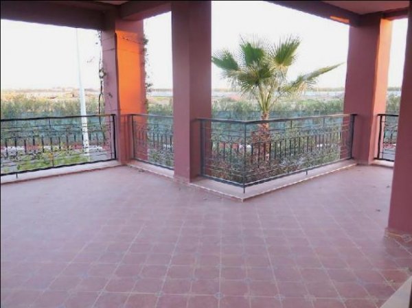 Location Appartement meublé terrasse piscine Marrakech Maroc