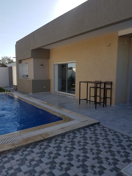 Location l'été luxueuse villa Chott Meriem Sousse Tunisie