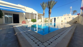 Annonce Vente Villa piscine zone touristique Midun Djerba Tunisie