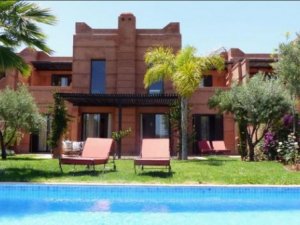 Location sublime villa meublé beaux jardins Marrakech Maroc