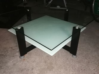 Annonce Table basse Voisins-le-Bretonneux Yvelines