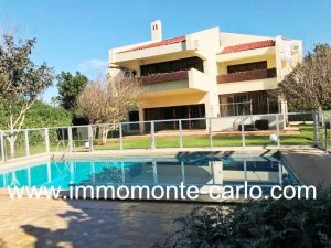 Location jolie villa d’architecte piscine Souissi Rabat Maroc
