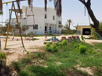 Villa et terrain