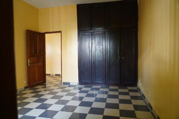 Villa à vendre à yene