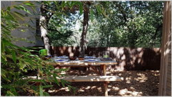 Coin repas extérieur