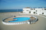 Vue de l'appartement piscine et mer