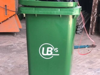 POUBELLES