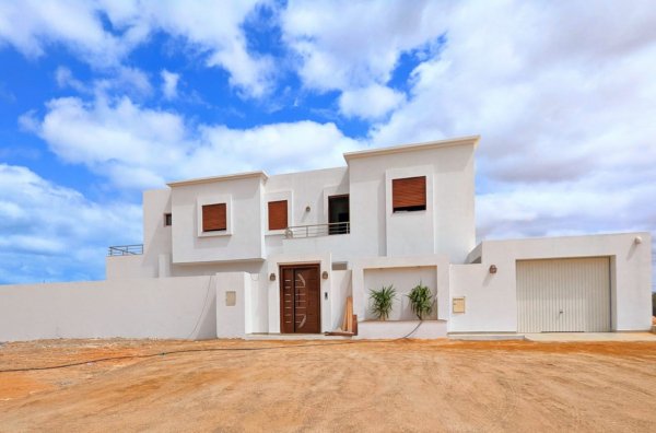 Vente Villa GRACIA belle demeure F6 moderne zone urbaine Djerba Tunisie