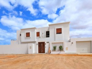 Vente Villa GRACIA belle demeure F6 moderne zone urbaine Djerba Tunisie
