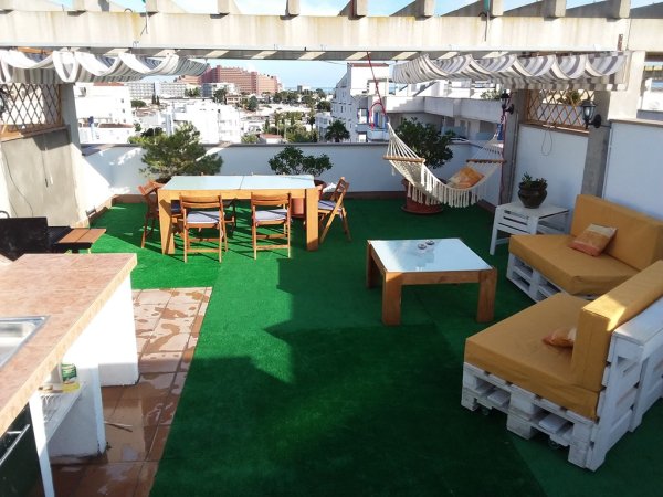 Loue vacances duplex penthouse terrasse piscine parking Santa Margarita Roses