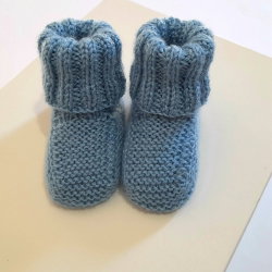 Chaussons tricot bébé layette modèle tricoté main
