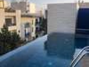 Location Villa moderne piscine suspendue aux Mamelles Dakar Sénégal