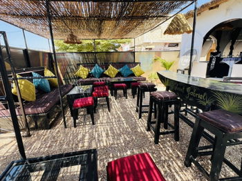 Annonce Fonds commerce / bar restaurant Nianing Sénégal