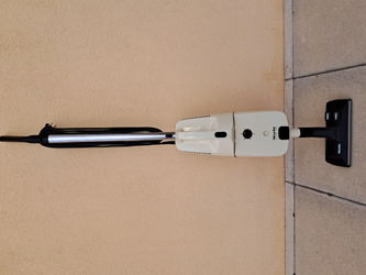 Aspirateur Miele 01