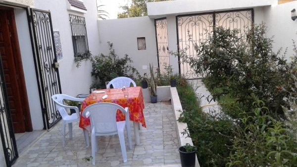 Location Villa studio meublée 3 min plage KELIBIA Nabeul Tunisie