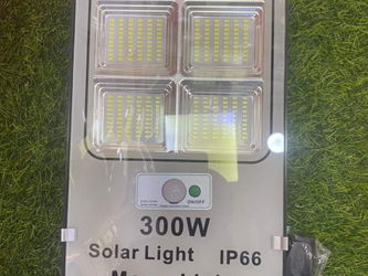 Annonce PROMO PROJECTEUR LAMPADAIRE SOLAIRE Dakar Sénégal