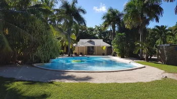 Moorea, Villa et bungalow avec une grande piscine