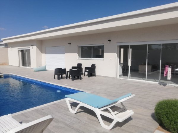 Vente Villa piscine VILLA T-CELINE Djerba Tunisie