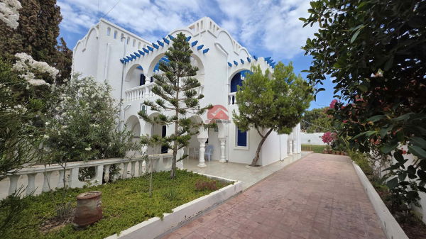 A vendre pour investissement locatif à Djerba ZT