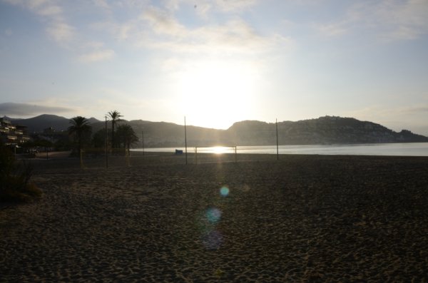 Levé de soleil sur la plage
