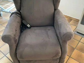 Annonce – Fauteuil médicalisé électrique Namur Belgique