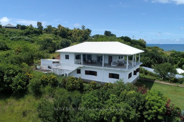 Vente Villa 360m² vue panoramique Ile Nosy Be Madagascar