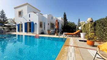 Vente villa 220 m² piscine zone touristique djerba Tunisie