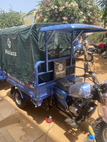 Tricycle hasilaza Dakar Sénégal