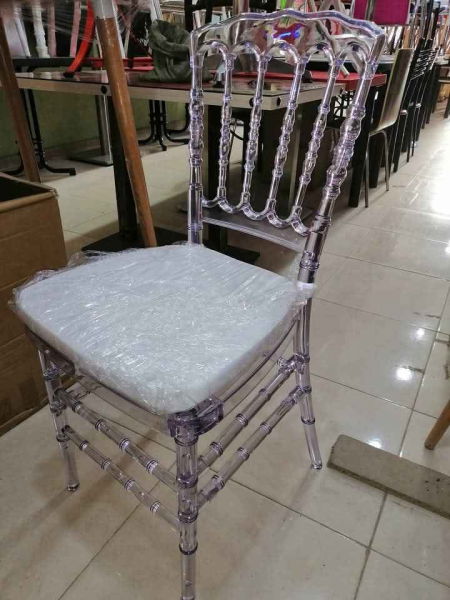 Chaise cristal 2