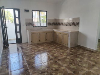 Vente MAISON 2 CHAMBRES NON-MEUBLé 140 M² Goodlands Ile Maurice