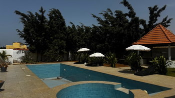 piscine, vu extérieur
