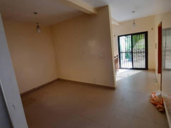 Annonce location Villa R+1 7 pièces à Cité Biagui Dakar Sénégal