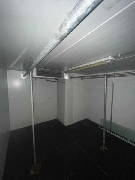 Chambre froide 3m sur 3m  hauteur 2,45m