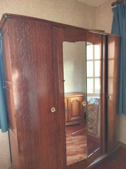 Armoire