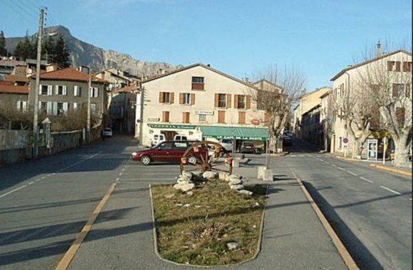 Fonds commerce RESTAURANT BAR PIZZERIA Motte-du-Caire Alpes de Haute Provence