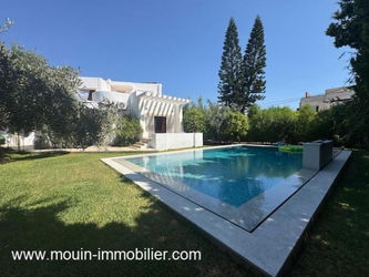 PISCINE ET JARDIN