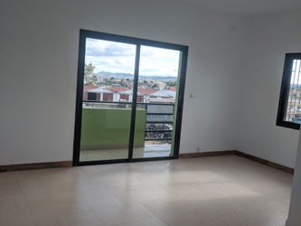 Location chic appartement t3 anosizato Antananarivo Madagascar