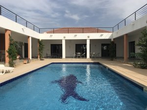 Vente saly villa 5 chambres piscine 2000 m terrain Saly Portudal Sénégal