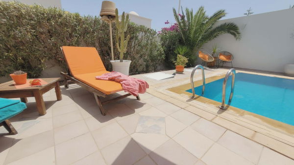 Villa / Salon / Séjour / Chambre / Chambre 2 / Piscine